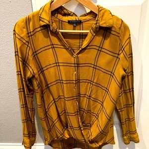 Staccato women’s top